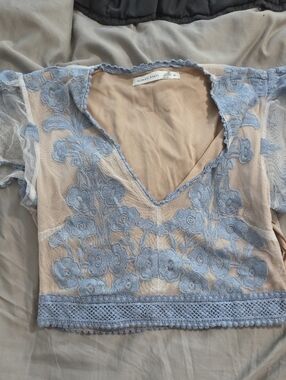 Altar'd State Blue Lace Floral V-Neck Crop Top